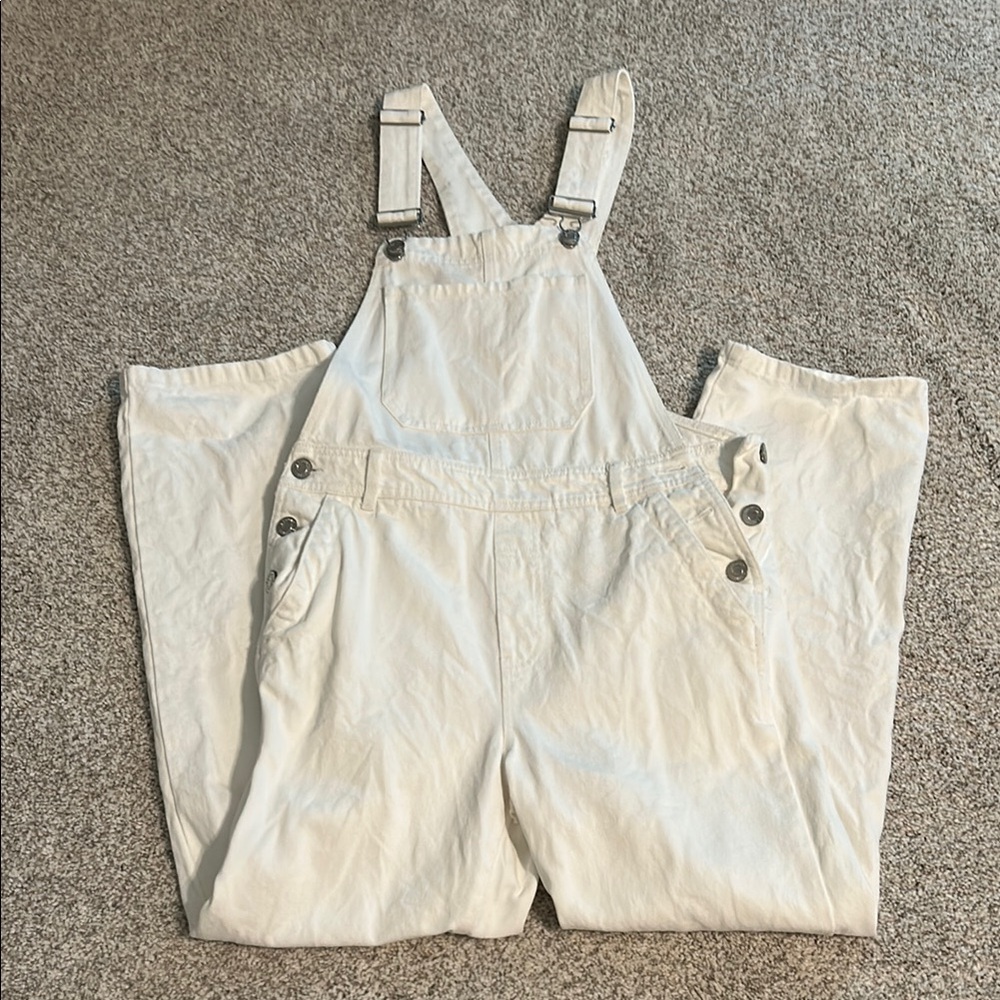 EUC- ZSUPPLY- White denim overalls. XS